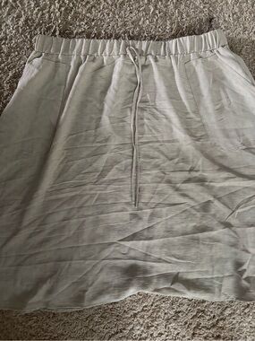 Soho Relaxed Drawstring Skirt in Light Beige